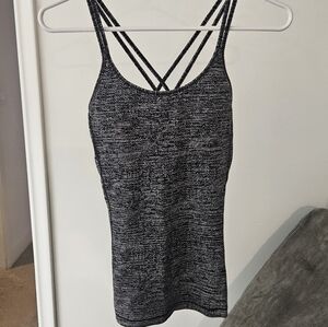 Lululemon Women's Built In Bra Top